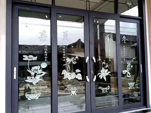 安裝重型推拉門能用木質材料嗎？
